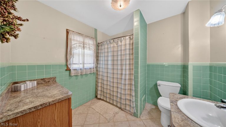 2114 Turkeyfoot Lake Road, Green, OH - Photo 8