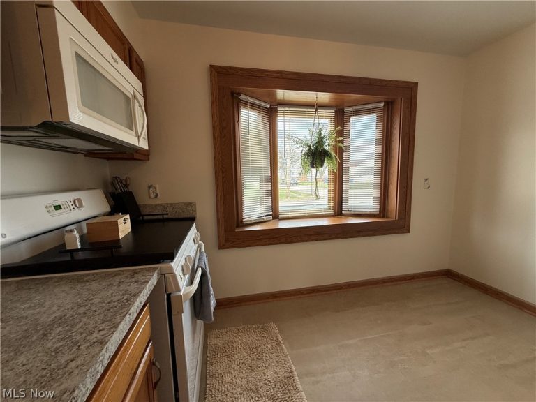 17201 Martha Road, Cleveland, OH - Photo 5