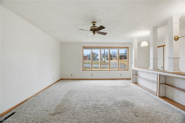 1443 Harris Highway, Parkersburg, WV - Photo 6