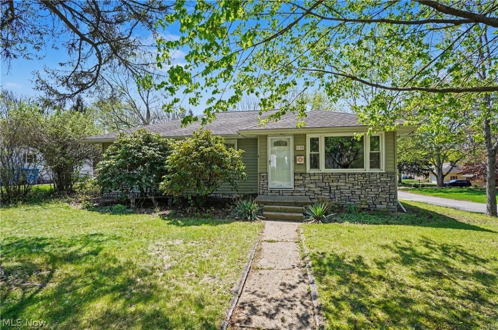 1038 Elno Avenue, Kent, OH