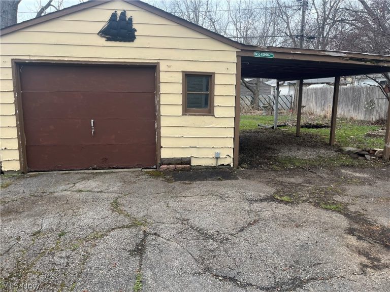 4938 Corduroy Road, Mentor, OH - Photo 3