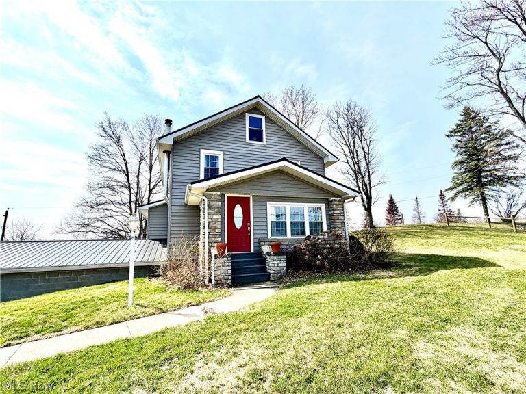 4584 State Route 516, Dover, OH, 44622