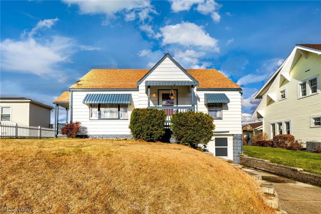 2639 Alvarado Boulevard, Steubenville, OH