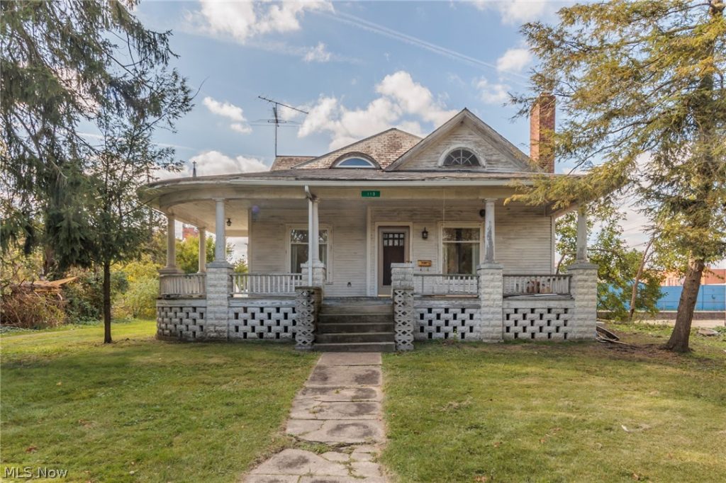 110 Courtland Street, Wellington, OH