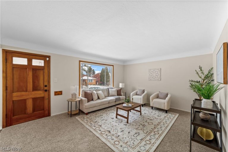 11412 Hempstead Road, Cleveland, OH - Photo 3