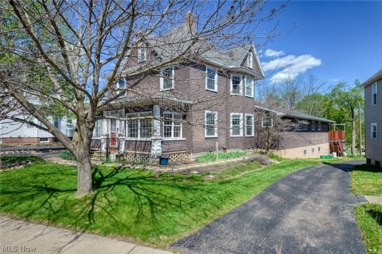 832 Main Street, North Canton, OH - Photo 2