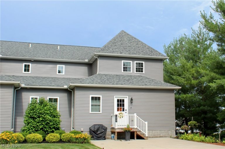 1939 Craig Drive, Lake Milton, OH - Photo 2