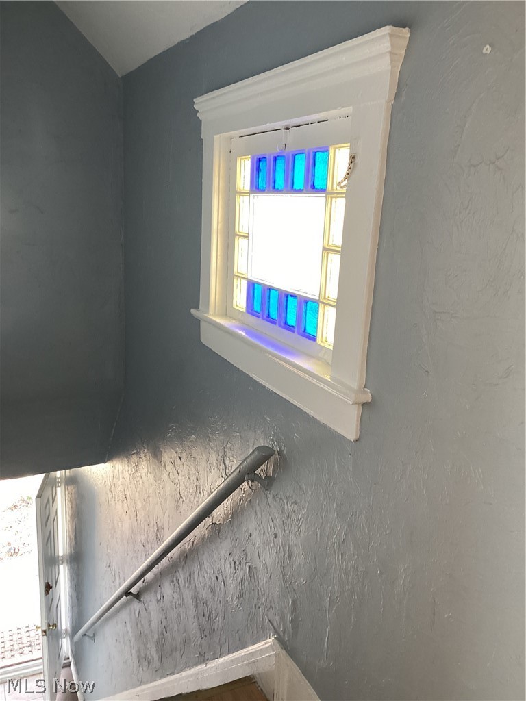 6009 Clinton Avenue, Cleveland, OH - Photo 4