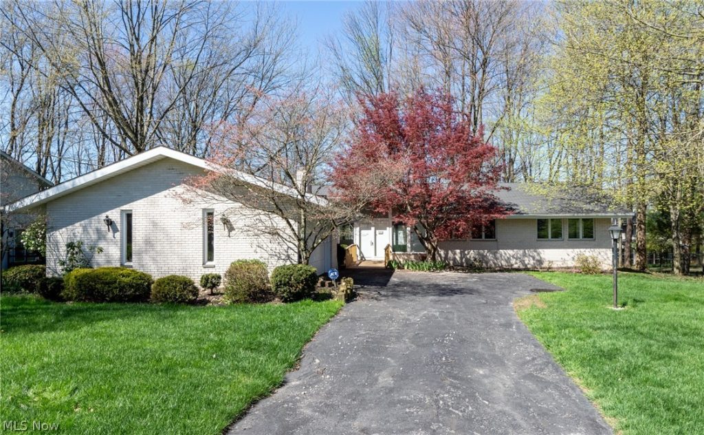 3970 Meadow Lane, Orange Village, OH