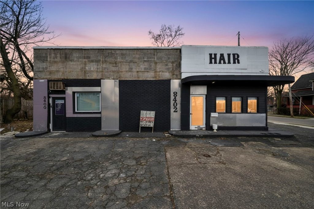 8400-8402 Cedar Avenue, Cleveland, OH