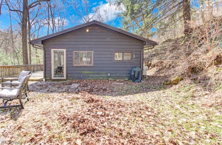8087 2nd Drive, Bowerston, OH - Photo 3