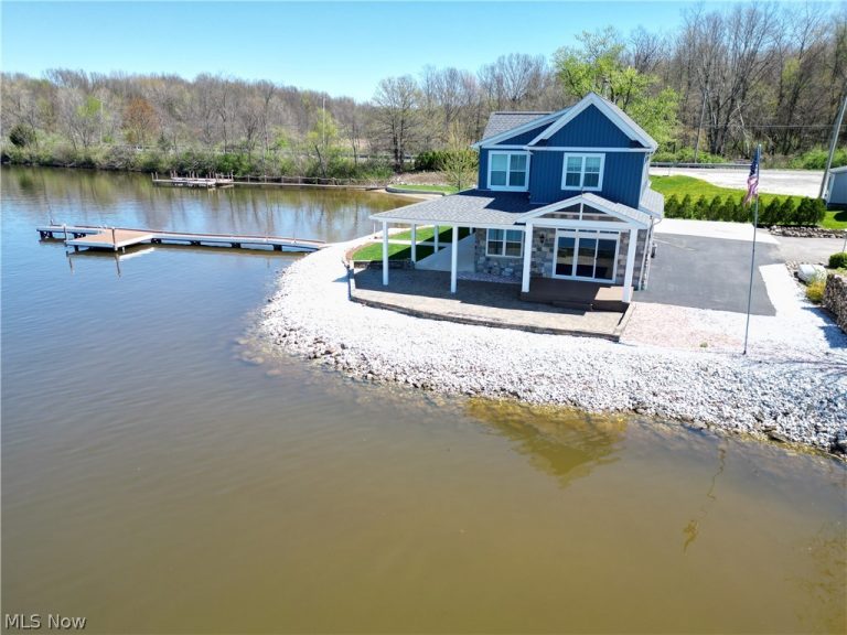 2166 River Road, Lake Milton, OH - Photo 4