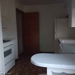 4654 90th Street, Garfield Heights, OH - Photo 8