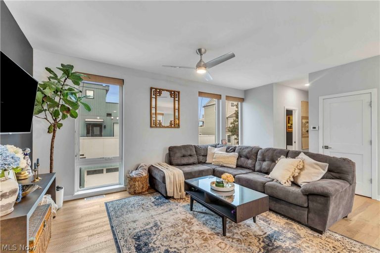 5505 Herman Avenue, Cleveland, OH - Photo 8