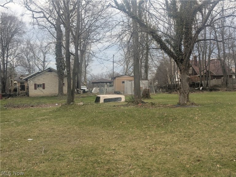 W Philadelphia Avenue, Youngstown, OH, 44507