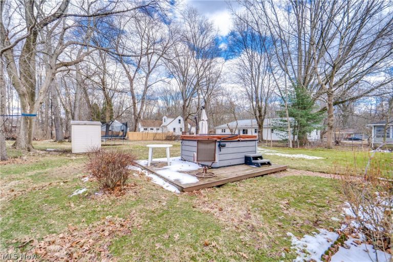 3355 Sycamore Drive, Stow, OH - Photo 8