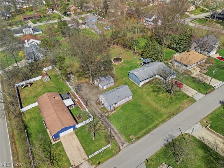1517 Gottschall Road, Stow, OH - Photo 5