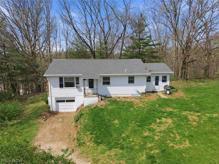 3741 Mayfair Lane, Cambridge, OH, 43725
