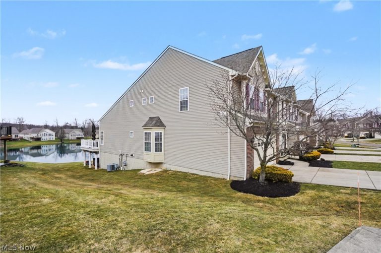 4954 Lake View Drive, Peninsula, OH - Photo 2