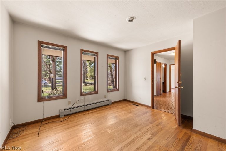 340 Edgemeer Place, Oberlin, OH - Photo 5