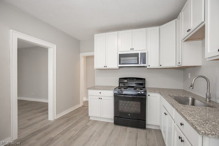 3341 119th Street, Cleveland, OH - Photo 6