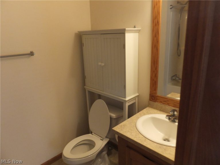 330 Gemini Drive, Dover, OH - Photo 6