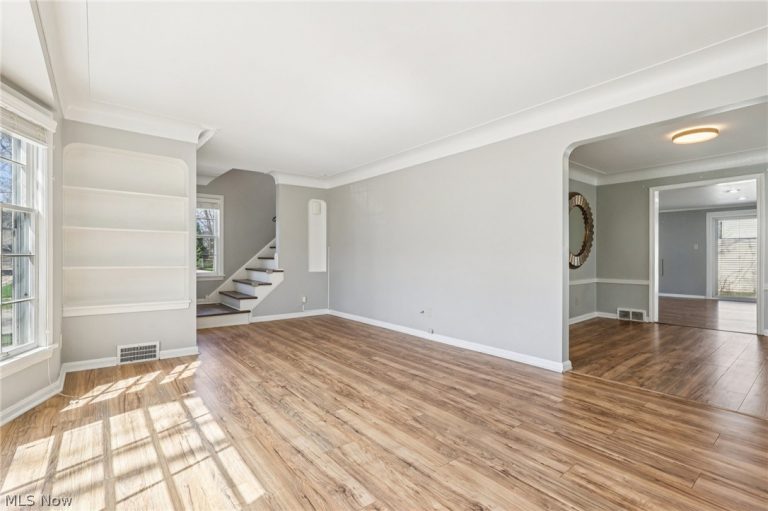3741 Northwood Road, University Heights, OH - Photo 5
