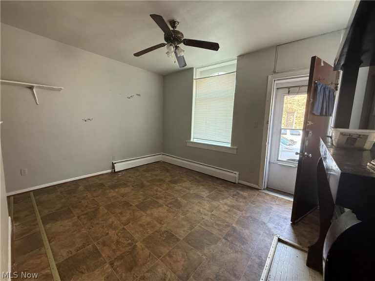 416 Adams Street, Steubenville, OH - Photo 8