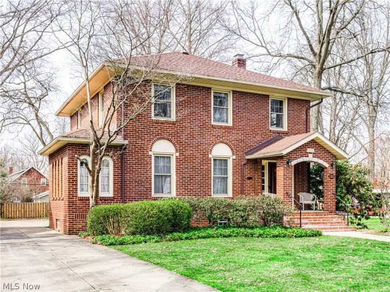 160 Castle Boulevard, Akron, OH - Photo 2