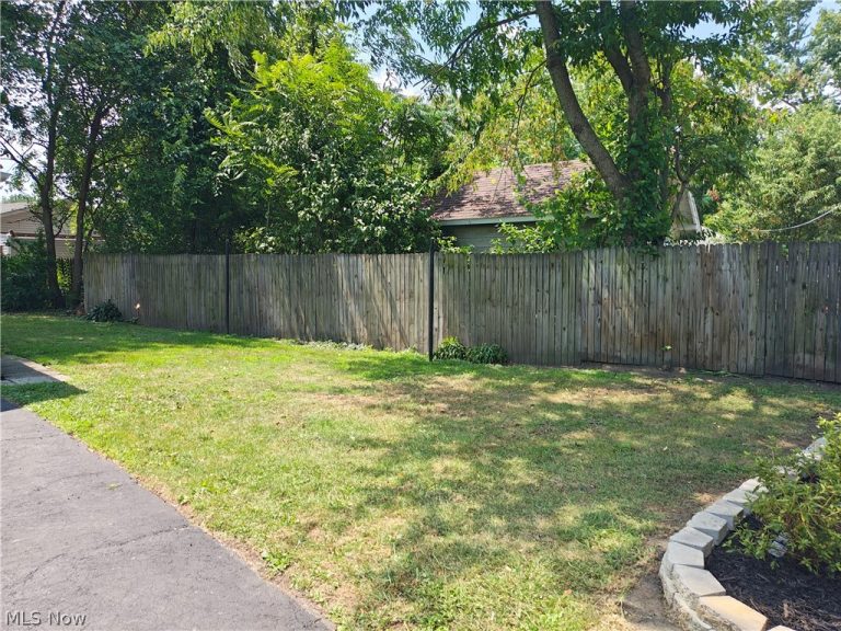 914 50th Street, Ashtabula, OH - Photo 4