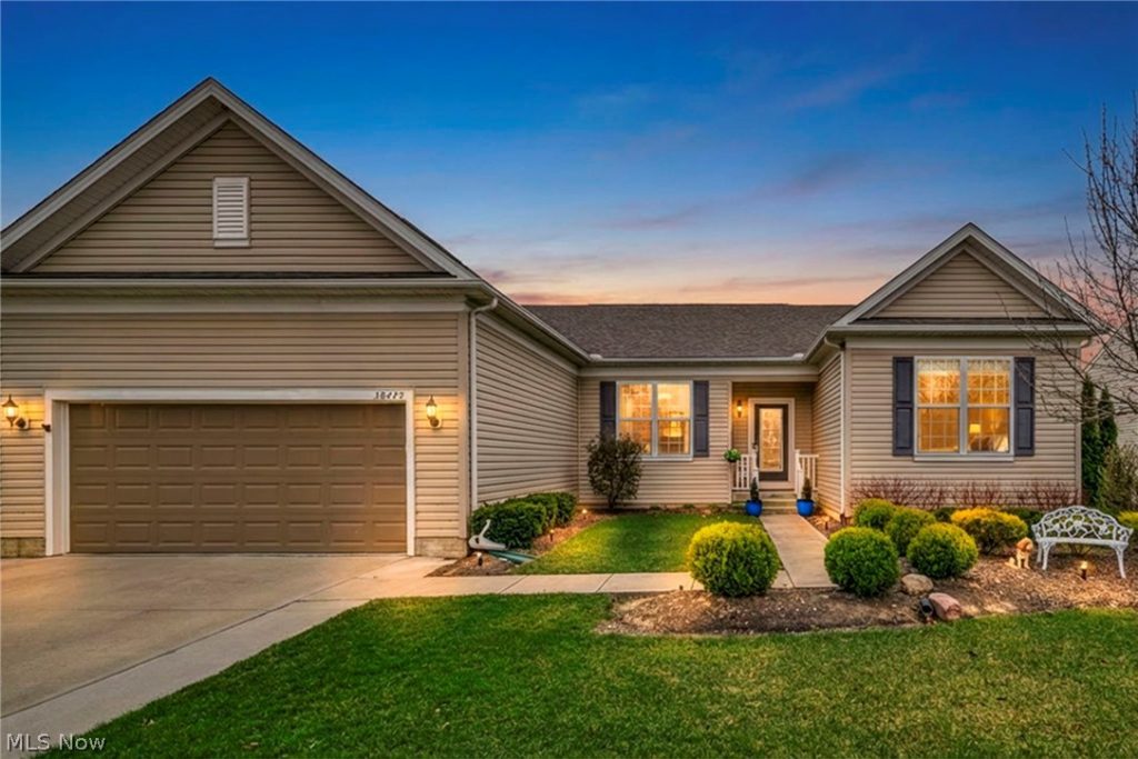 38475 Kingsbury Drive, North Ridgeville, OH