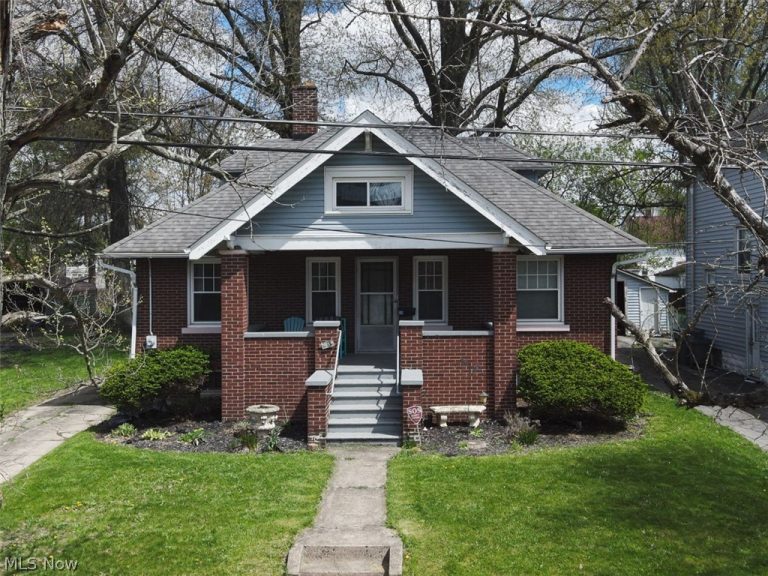 33 Hartford Avenue, Youngstown, OH, 44509