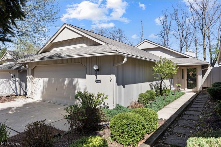 13081 Olympus Way, Strongsville, OH, 44149