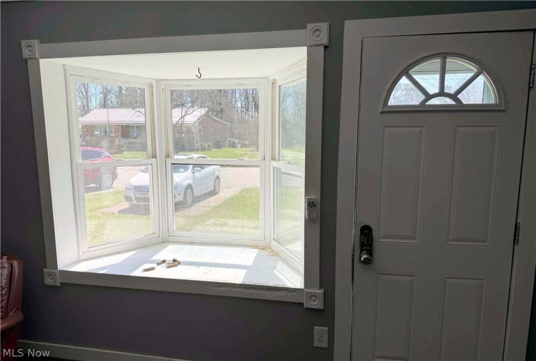 425 Second Street, Brewster, OH - Photo 2