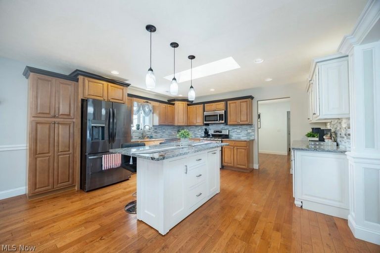 31 Anns Drive, Vienna, WV - Photo 8