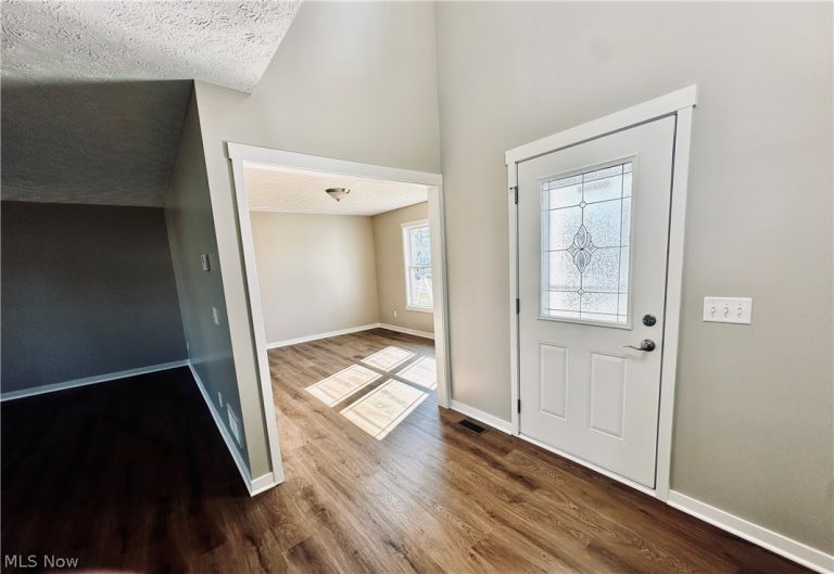 5343 Winding Creek Drive, Ravenna, OH - Photo 5