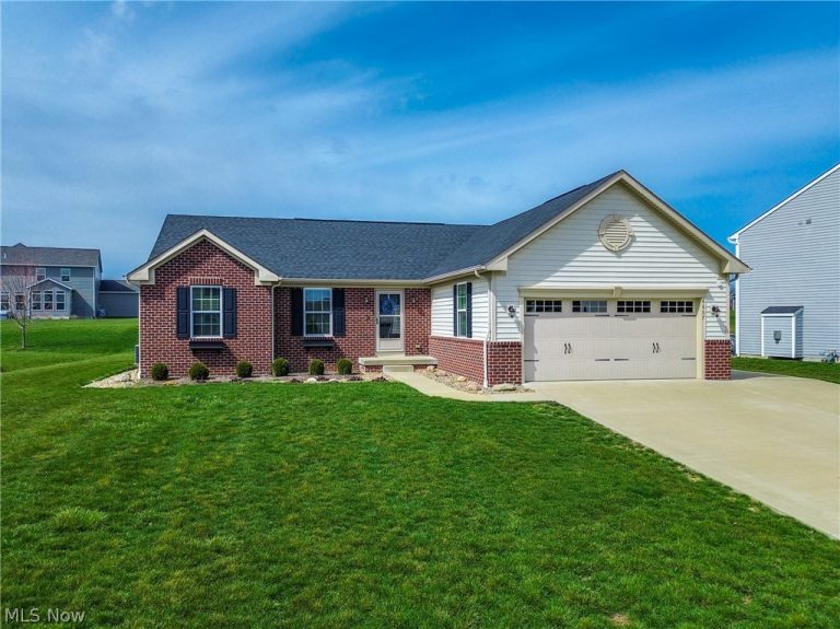 6667 Leestone Avenue, Canton, OH - Photo 2