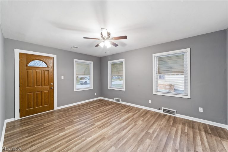 3810 Bader Avenue, Cleveland, OH - Photo 4