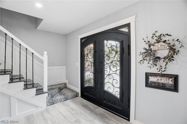 8 Poplar Drive, Vienna, WV - Photo 3