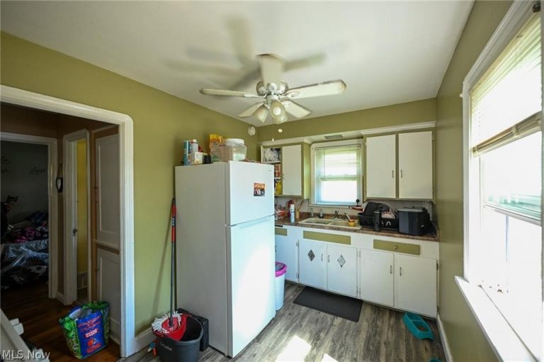 4541 174th Street, Cleveland, OH - Photo 6