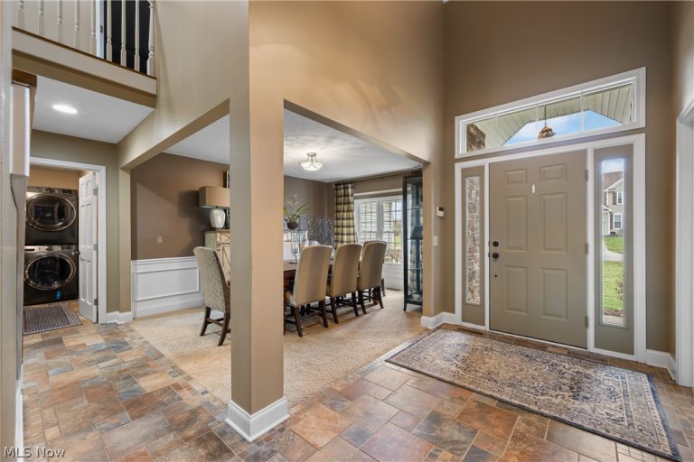 4387 Ridge View Drive, Uniontown, OH - Photo 5