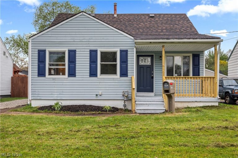 624 Eastern Heights Boulevard, Elyria, OH, 44035