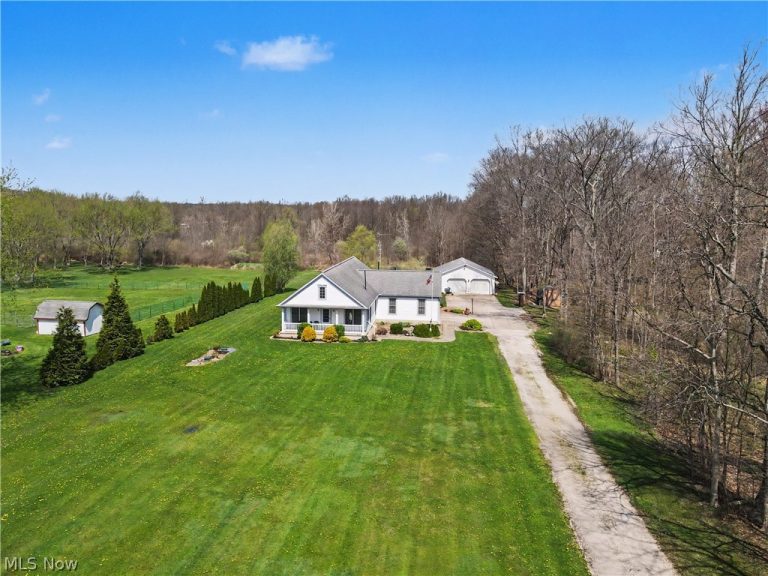 9235 Cable Line Road, Diamond, OH - Photo 2