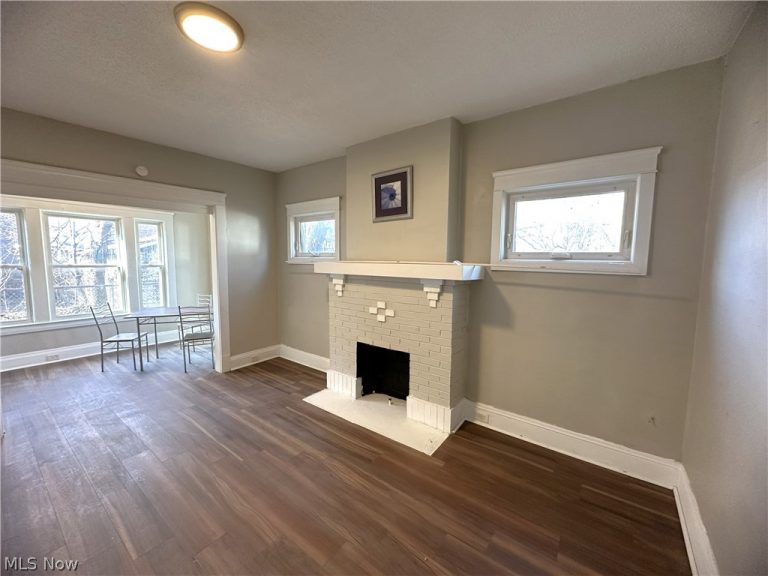 1672 Lockwood Avenue #5, East Cleveland, OH - Photo 4