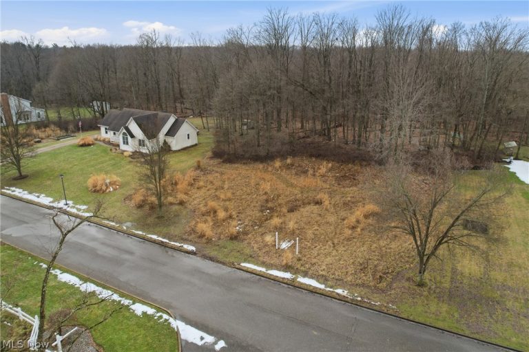 Lakeview Drive, Hubbard, OH - Photo 4