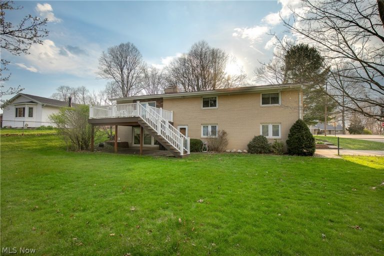 1006 Marquardt Avenue, North Canton, OH - Photo 2