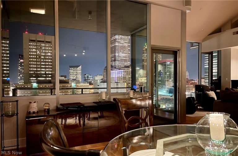 701 Lakeside Avenue #PH-2A/1302, Cleveland, OH - Photo 5