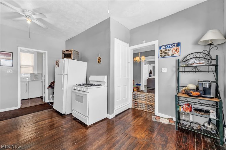 5236 Lorain Avenue, Cleveland, OH - Photo 2