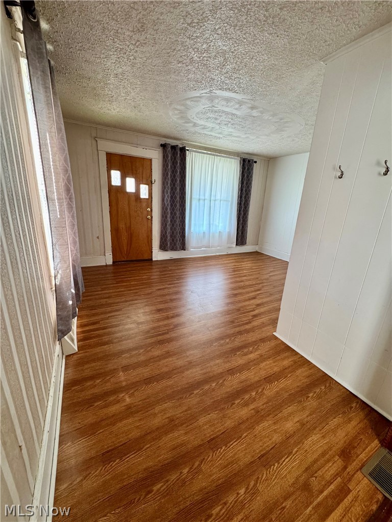 374 Tenney Avenue, Youngstown, OH - Photo 8