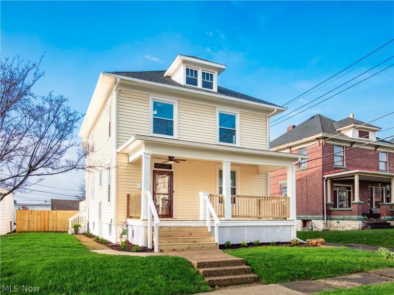618 Locust Avenue, Zanesville, OH, 43701
